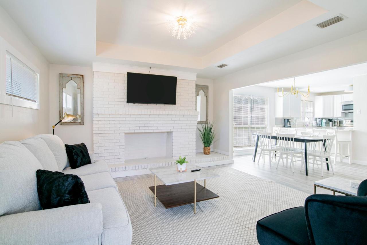 House In Mobile Newly Renovated! Quiet & Centrally Located! エクステリア 写真